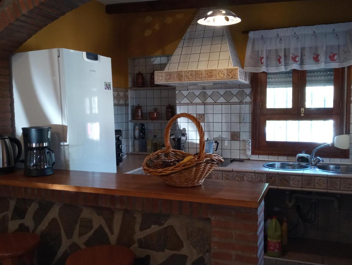فيلا Casa Torre Del Manzano تورّوكس كوستا المظهر الخارجي الصورة